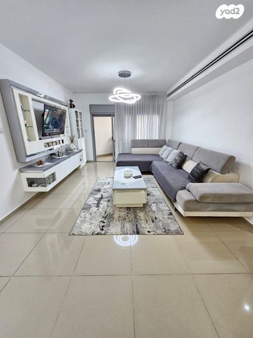 שדרות דוד בן גוריון 28