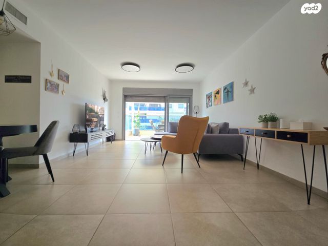 דירה, שושנת העמקים 52, רמת אמיר, קדימה צורן