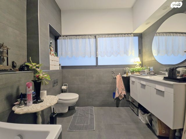 דירה, רעננה