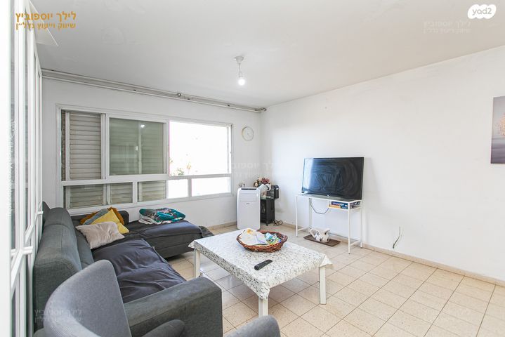 דירה, שדרות משה שרת, קרית ים ב', קרית ים