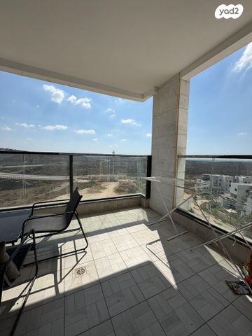 דירה, לוי אשכול, מורשת, מודיעין מכבים רעות