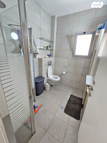 דירה, שדרות דוד בן גוריון 28, מרכז העיר, קרית מלאכי