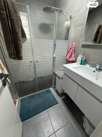 דירה, משה שרת, ברנע, אשקלון