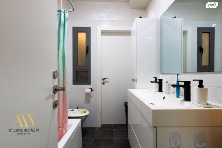 דירה, הרבי מלובאוויטש 26, השחר, דימונה