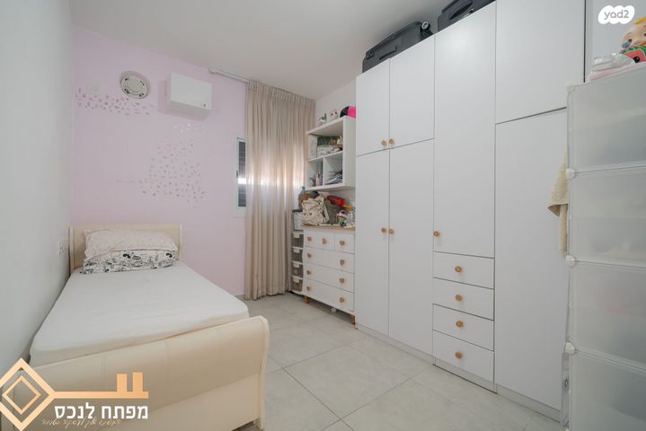 דירה, אריאל שרון, נווה שרון / שער העיר, נתיבות