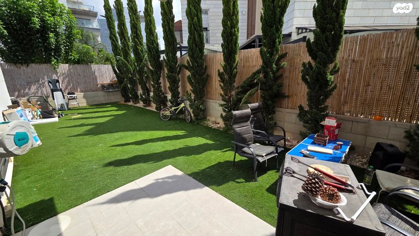 דירת גן, דרך האילנות, גדרה מזרח, גדרה