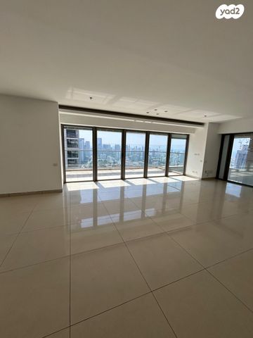 ניסים אלוני 6