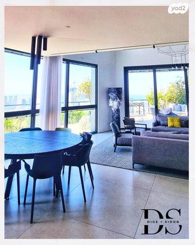 גג/ פנטהאוז, אריאל שרון 4, סיטי, גבעתיים