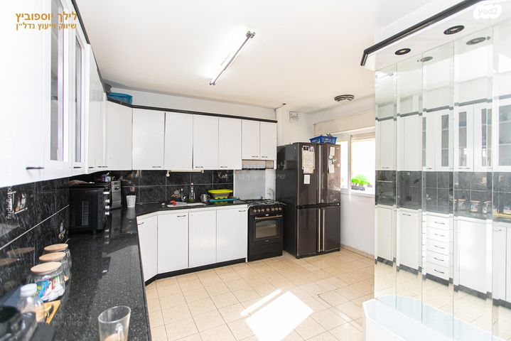 דירה, שדרות משה שרת, קרית ים ב', קרית ים