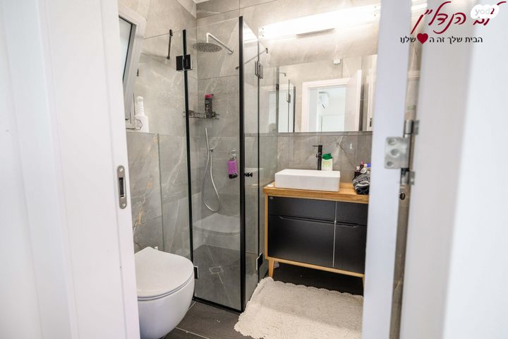 דופלקס, רחל אמנו, מוריה, מודיעין מכבים רעות