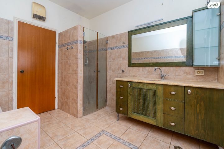 בית פרטי/ קוטג', סמסונוב 6, מרכז העיר, חדרה