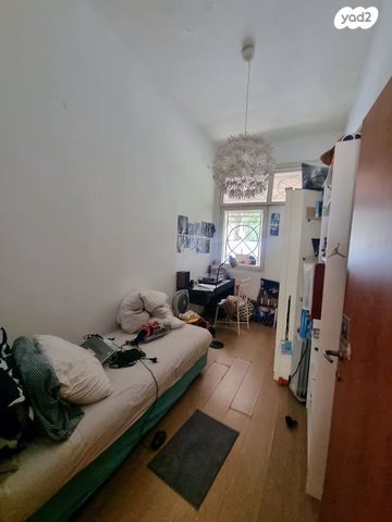 דירת גן, שדרות ירושלים, מכללת תל אביב יפו, דקר, תל אביב יפו