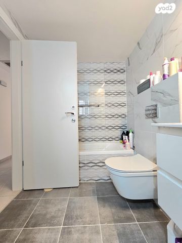 דירה, ש"י עגנון, שיכון רסקו, קרית אונו