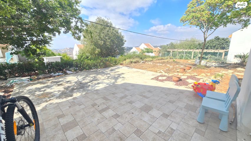 בית פרטי/ קוטג', עטרת