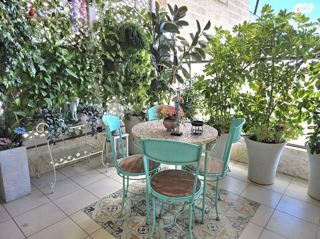 דירה, שבט, הכרמים, מודיעין מכבים רעות