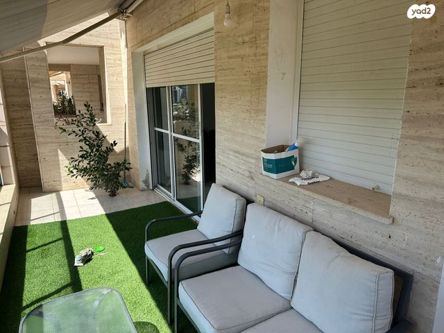 הגוש הגדול, רמת אביב החדשה, נופי ים