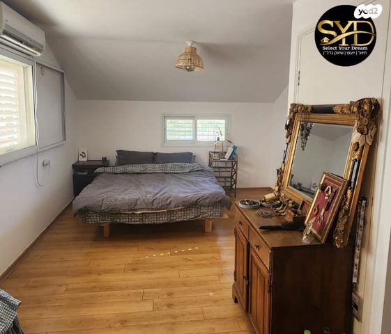 דו משפחתי, שלמה מילר, פתח תקווה