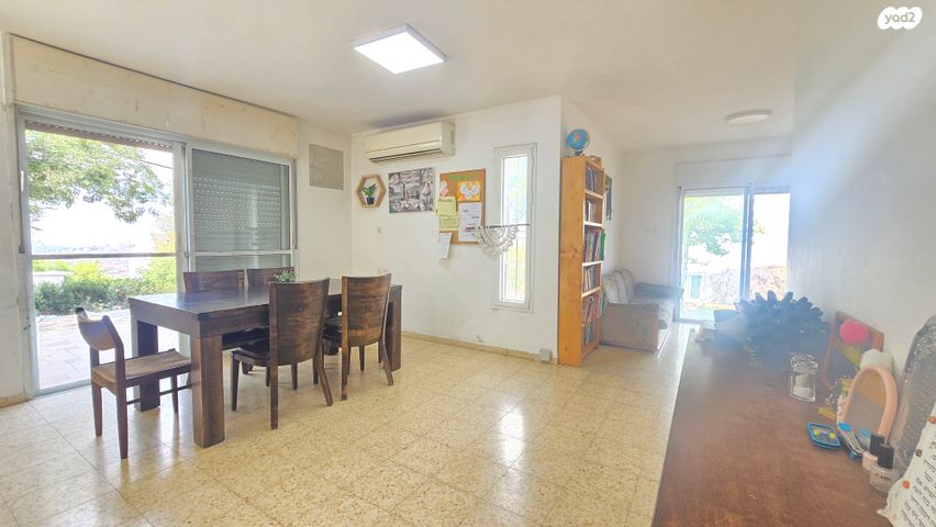 בית פרטי/ קוטג', עטרת