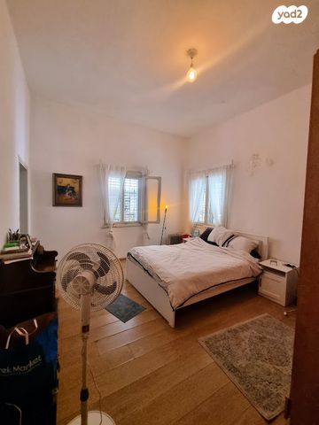 דירת גן, שדרות ירושלים, מכללת תל אביב יפו, דקר, תל אביב יפו