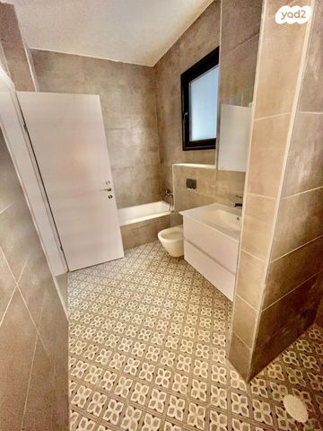 דירה, נתיבות