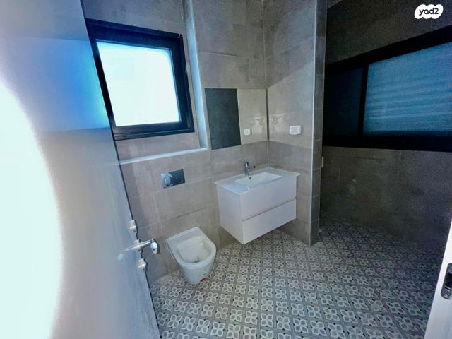 דירה, נתיבות