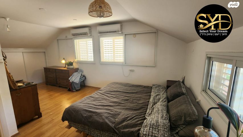 דו משפחתי, שלמה מילר, פתח תקווה