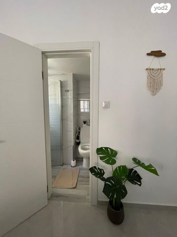 דירה, עמנואל מול, צפון מערב מרכז העיר, נתניה