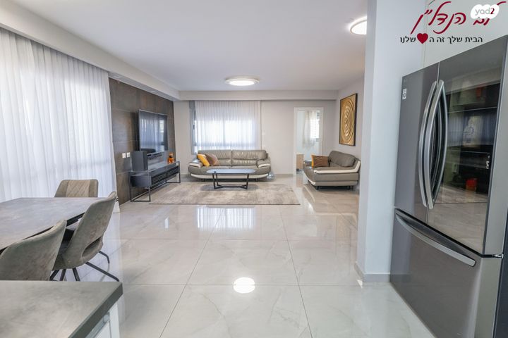 דופלקס, רחל אמנו, מוריה, מודיעין מכבים רעות