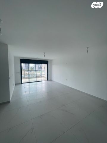 דירה, התאנה, כרמי הנדיב, אחוזת רוטנר, קרית מלאכי