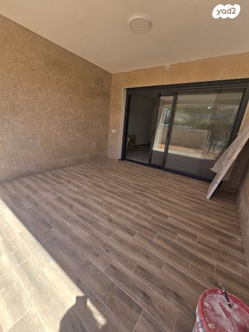 דירת גן, שדרות ארזים, סביוני ים, קרית ים