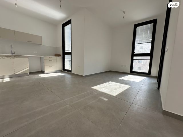 דירה, בני אמדורסקי, נווה זמר, רעננה