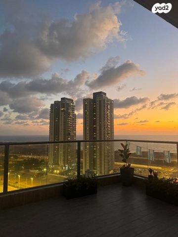 גג/ פנטהאוז, גלי הים, נתניה