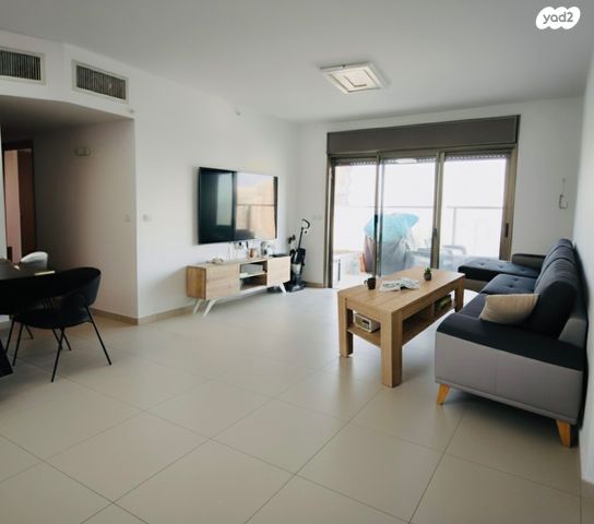 דירה, ברוריה בת תרדיון, נווה גן, פתח תקווה