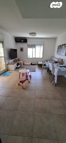 דירה, פסגת זאב, ירושלים