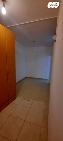 דירת גן, לב העיר, בת ים