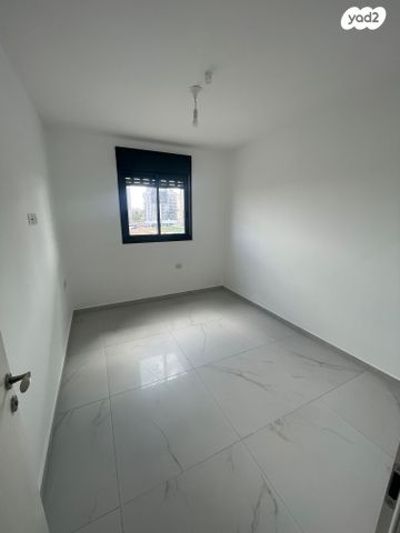 דירה, התאנה, כרמי הנדיב, אחוזת רוטנר, קרית מלאכי