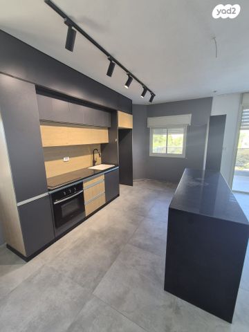 שדרות בן גוריון 66