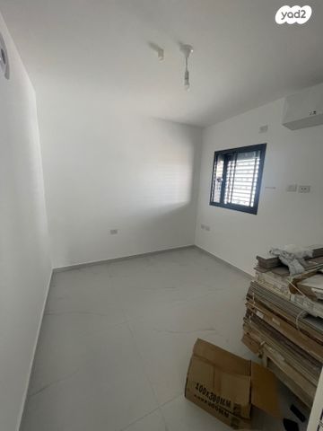 דירה, התאנה, כרמי הנדיב, אחוזת רוטנר, קרית מלאכי