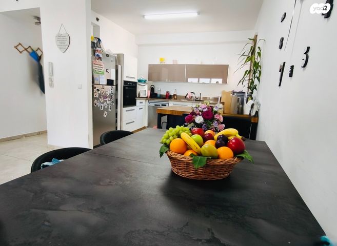 דירה, ברוריה בת תרדיון, נווה גן, פתח תקווה