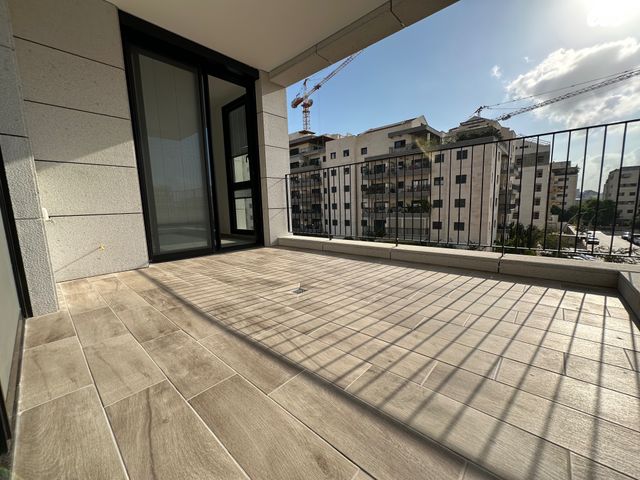 דירה, בני אמדורסקי, נווה זמר, רעננה