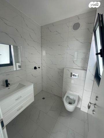 דירה, התאנה, כרמי הנדיב, אחוזת רוטנר, קרית מלאכי