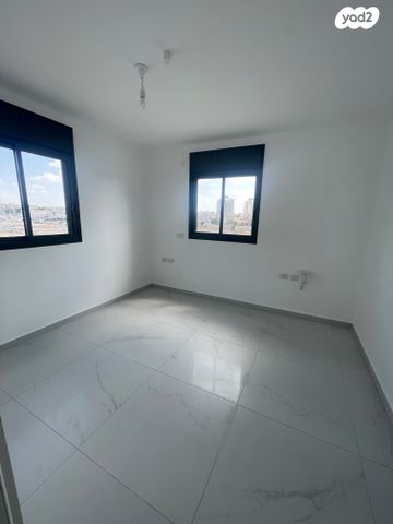 דירה, התאנה, כרמי הנדיב, אחוזת רוטנר, קרית מלאכי