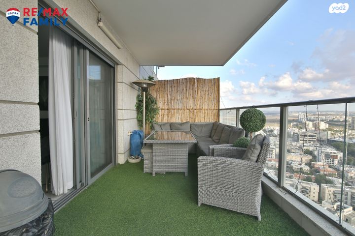 דירה, עפרה חזה 12, משכנות האומנים, קרית מוצקין