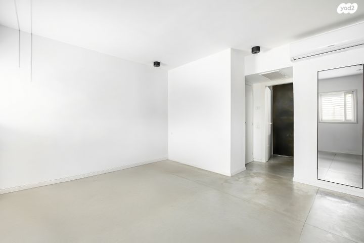 גג/ פנטהאוז, יהודה בורלא, תכנית ל', למד, תל אביב יפו