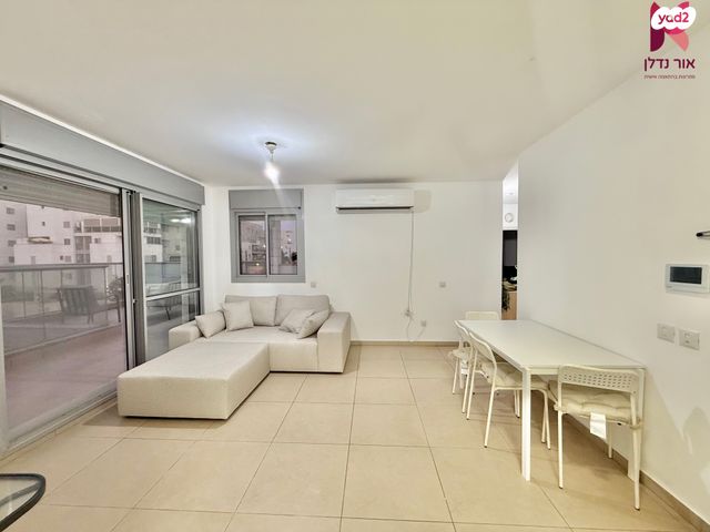 דירה, אליהו הנביא, פסגות אפק, ראש העין