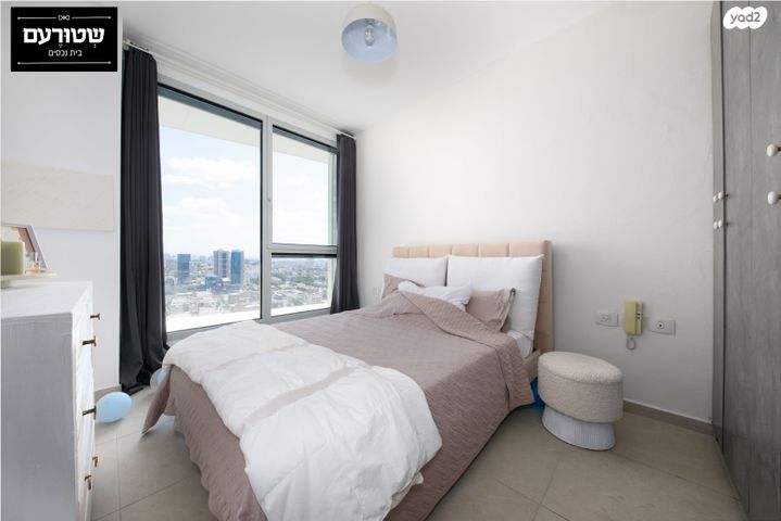 דירה, גרציאני יצחק, גני שרונה, קרית הממשלה, תל אביב יפו