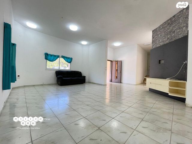 בית פרטי/ קוטג', ישרש, ישרש