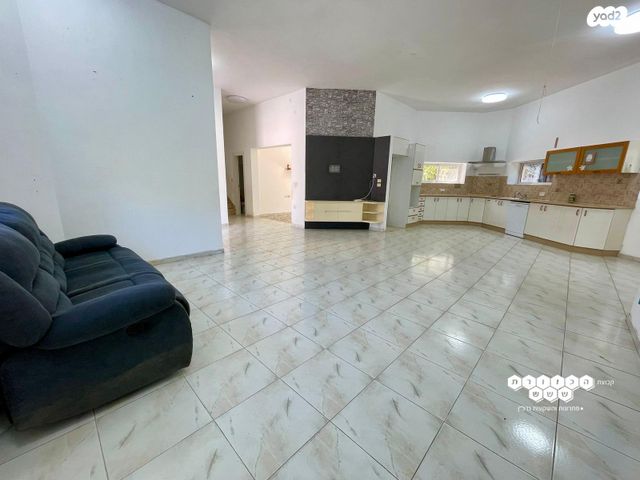 בית פרטי/ קוטג', ישרש, ישרש