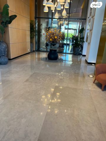 גג/ פנטהאוז, יצחק שדה, דרום מערב ותיק, בת ים