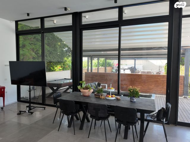 בית פרטי/ קוטג', נווה מגן, רמת השרון